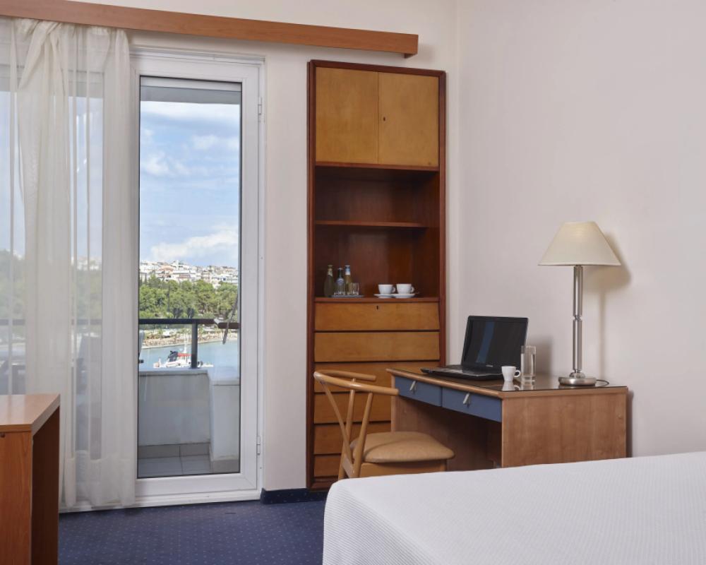 фото Lucy Hotel