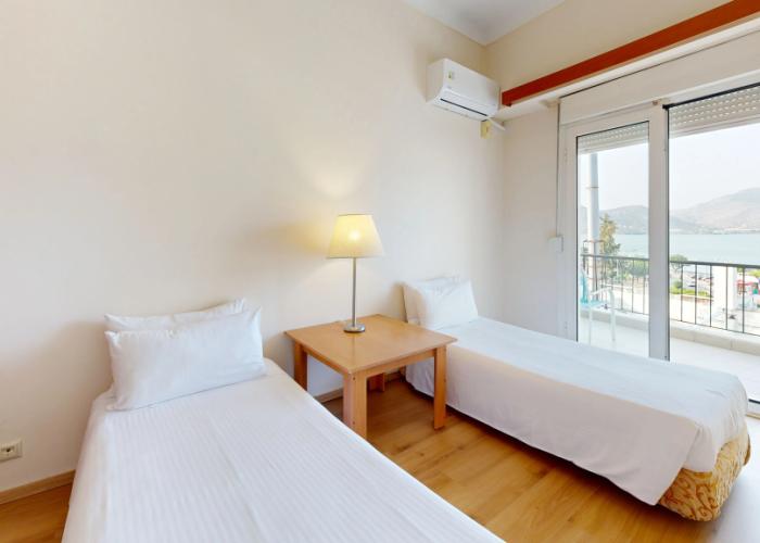 Lucy Hotel