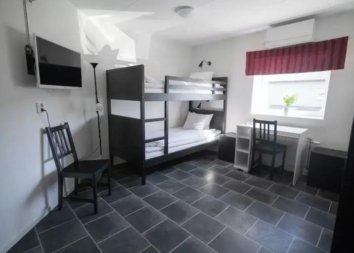 Brink Annex