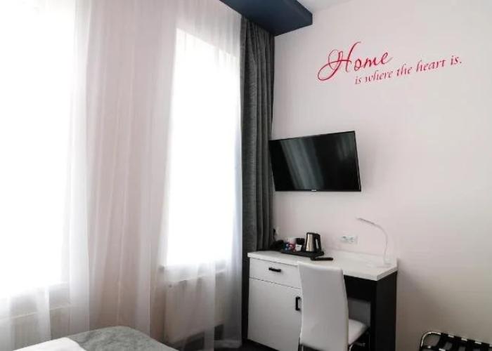 Homelike Hotel