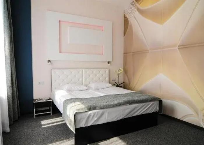 Homelike Hotel