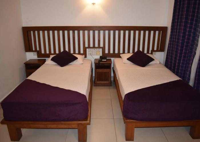Port View City Hotel