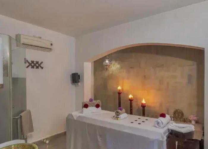 Club Mahindra Kanatal