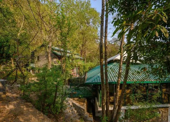 Neemrana's Glasshouse on The Ganges