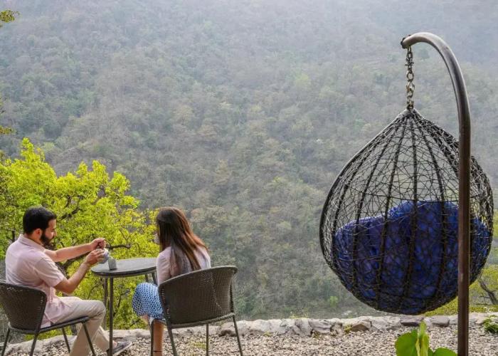 Neemrana's Glasshouse on The Ganges