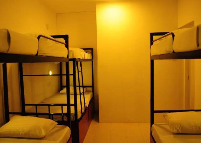 Hostel Republic at Galle Face