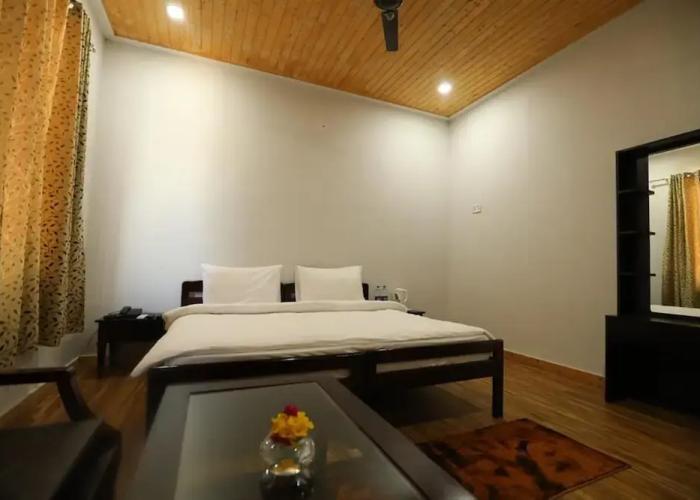Le ROI Floating Huts & Eco Rooms