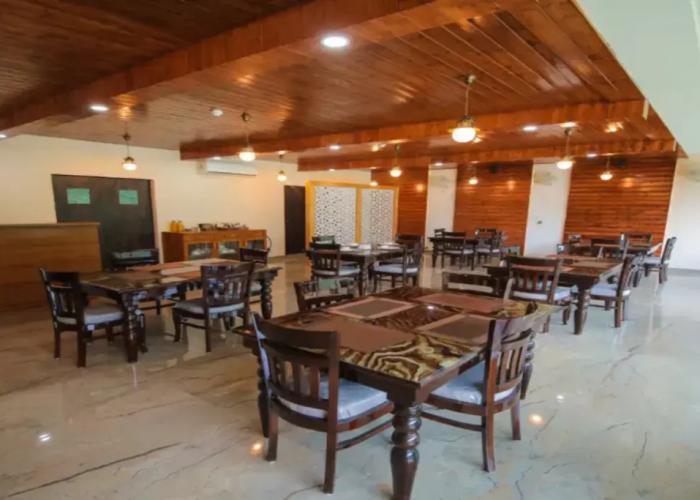 Amritara Social Palace