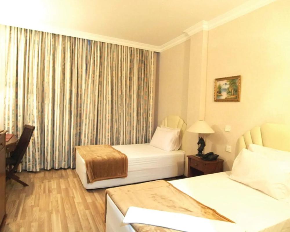 фото Jeruton Hotel
