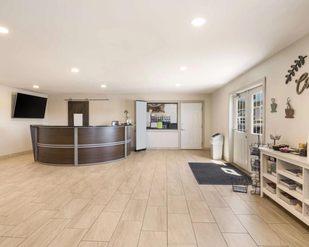 SureStay Hotel by Best Western Thomson