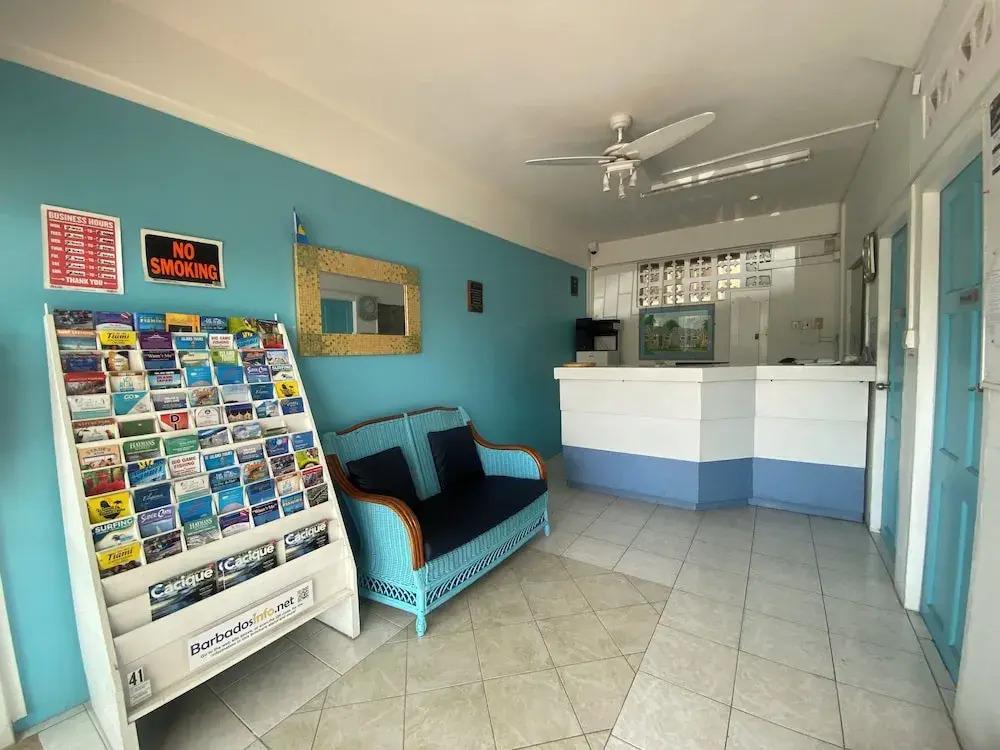 Melrose Beach Apartments