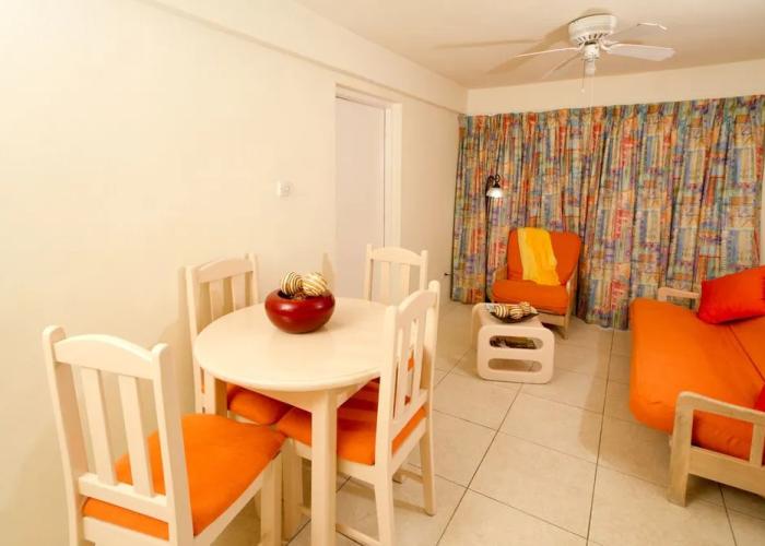Melrose Beach Apartment Inc