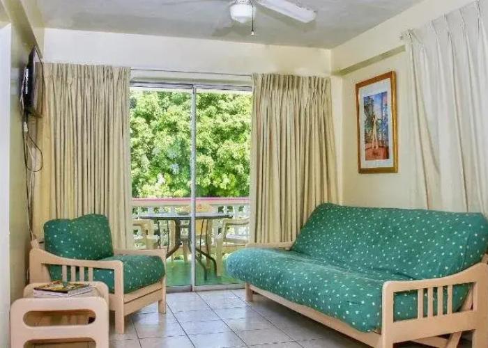 Melrose Beach Apartment Inc