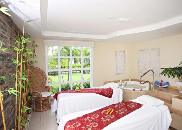 Bahia Principe Luxury Esmeralda - All Inclusive - Newly Renovated