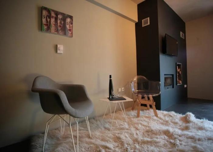 Oniropetra Boutique Hotel