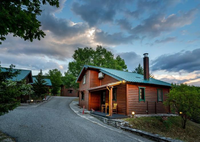 Chalet Likouresi Village