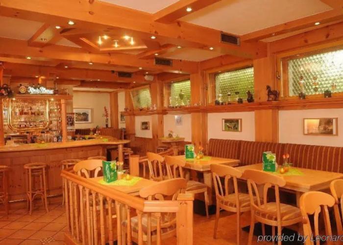 Hotel Zur Burg Sternberg