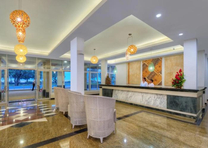 Tanoa International Dateline Hotel