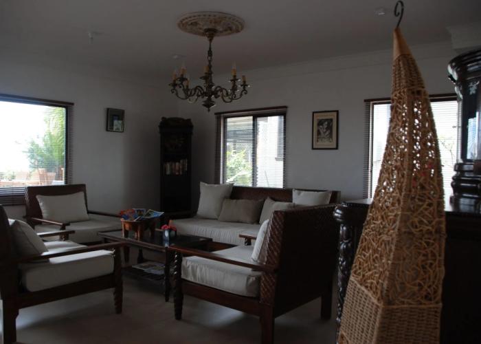 The Seaview Lodge