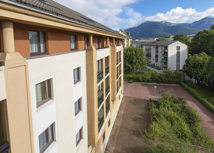 Kyriad Chambery Centre Curial