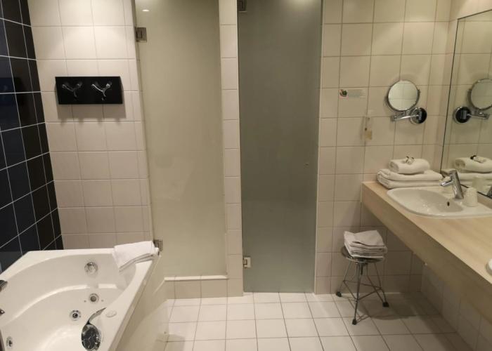 Hotel Le Cinq Hyper Centre Ville