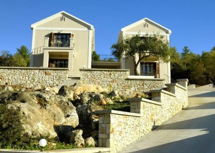Adastra Ithaca Luxury Suites