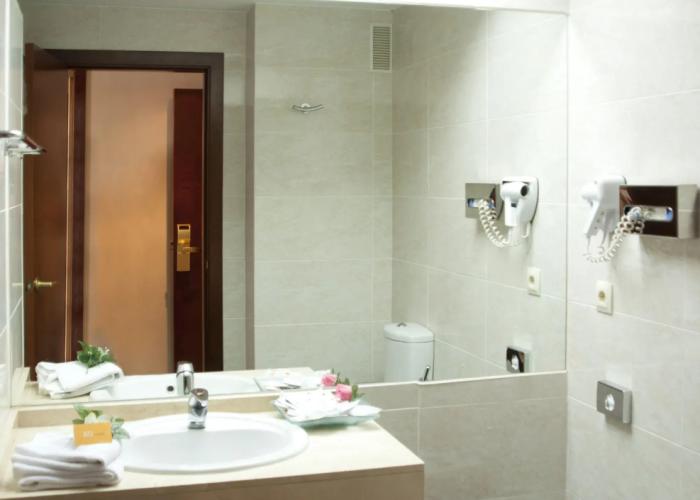 BQ Andalucia Beach Hotel