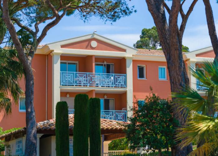 Résidence Lagrange Vacances Le Domaine des Grands Pins