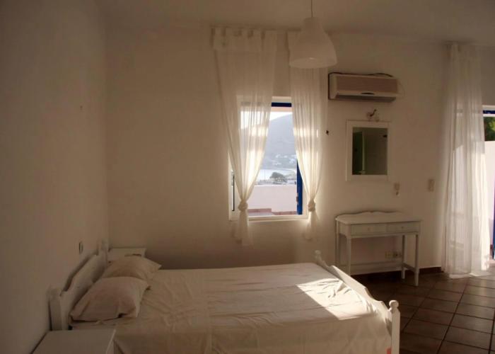 Armadoros Hotel Ios Backpackers