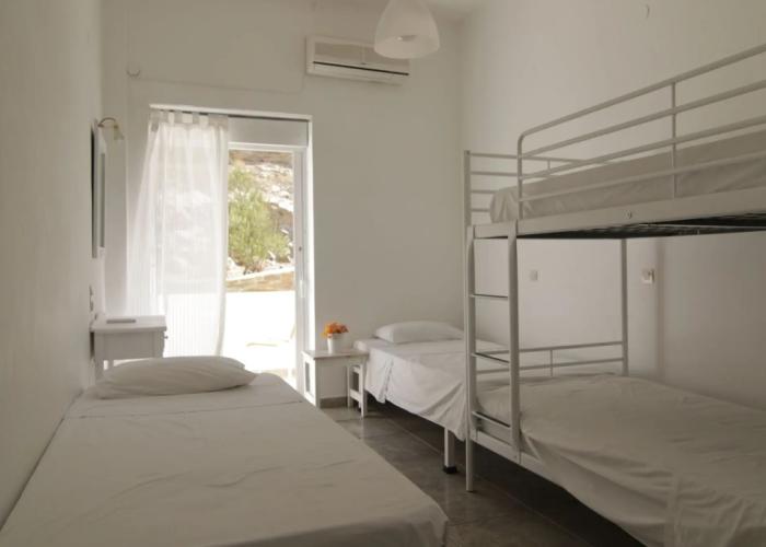 Armadoros Hotel Ios Backpackers