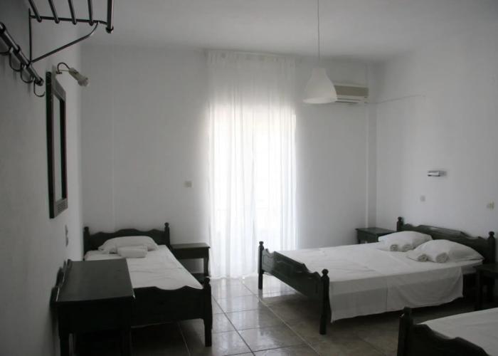 Armadoros Hotel Ios Backpackers