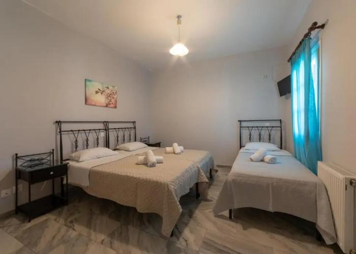 Aphrodite Hotel & Apartments