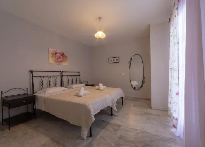 Aphrodite Hotel & Apartments