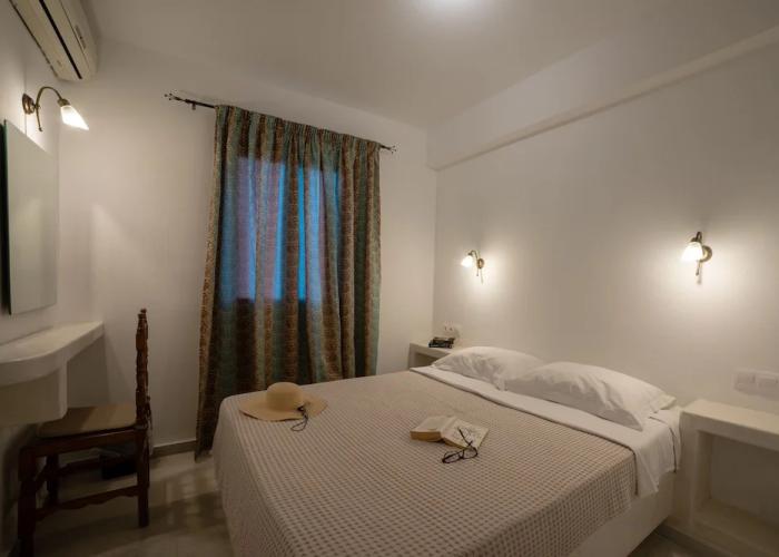 Aphrodite Hotel & Apartments