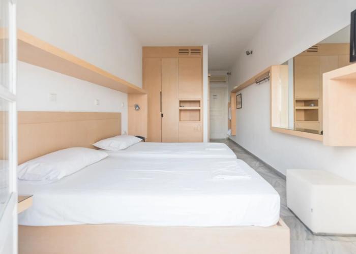Far Out Hotel & Spa