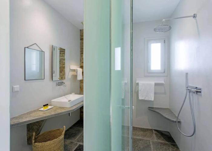 Far Out Hotel & Spa