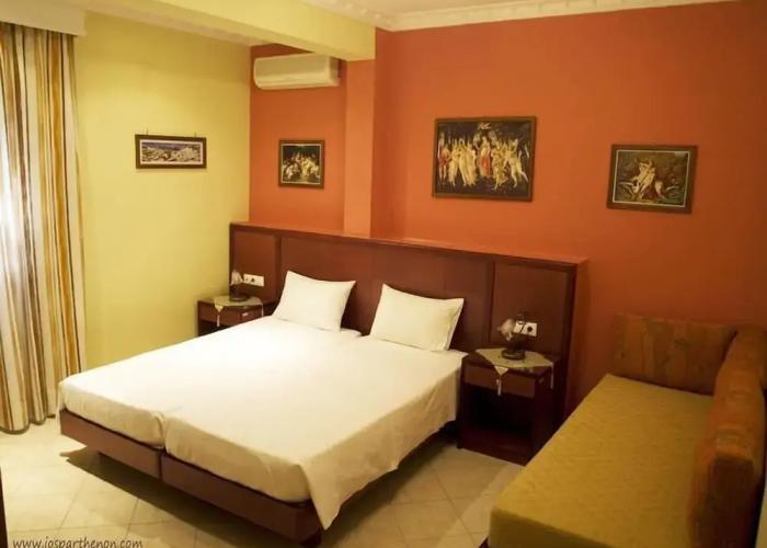 Hotel Parthenon