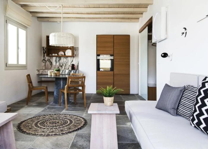 Hide out Suites