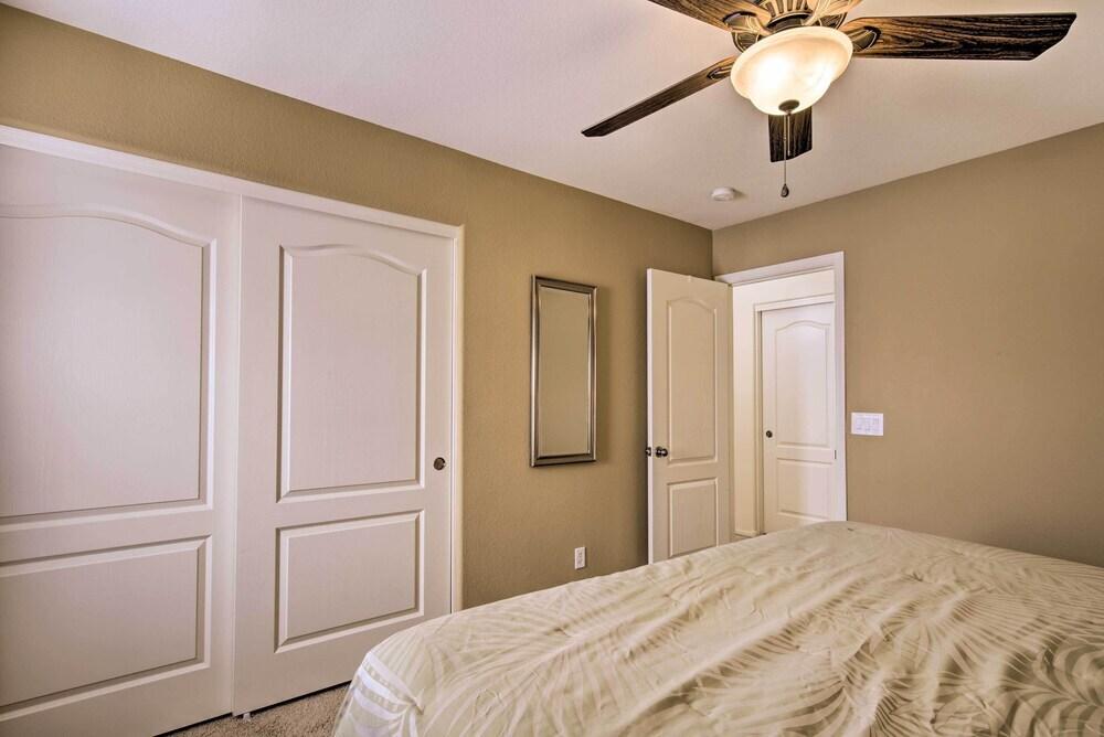 Chic Maricopa Getaway w/ Outdoor Oasis & Pool