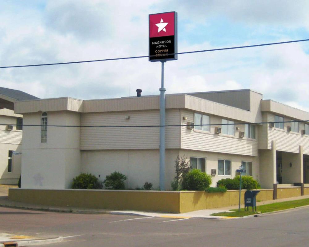 Magnuson Hotel Copper Crown