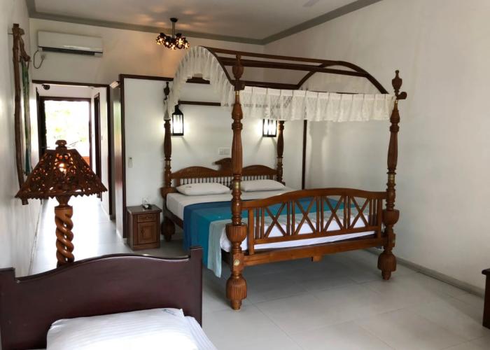 Wunderbar Beach Hotel