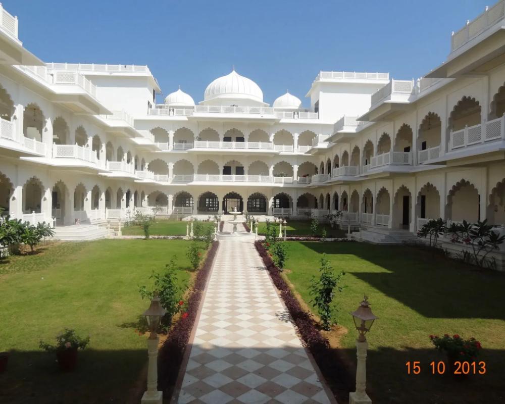 Anuraga Palace