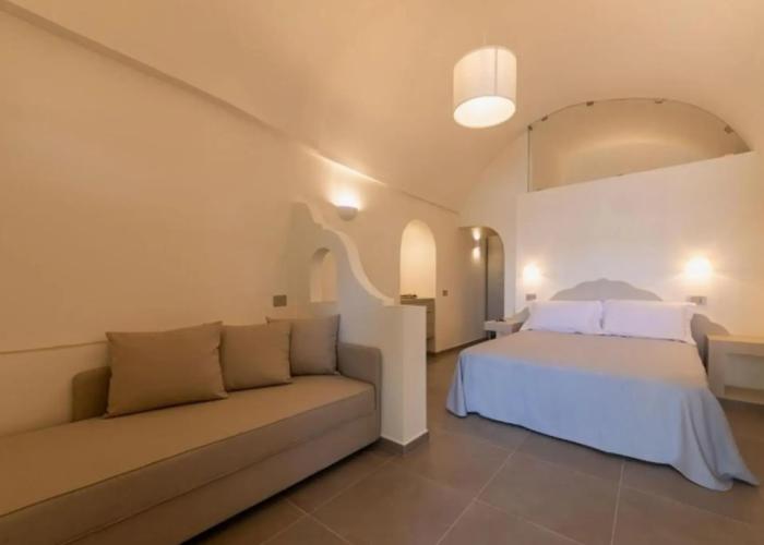 Insula Boutique Hotel