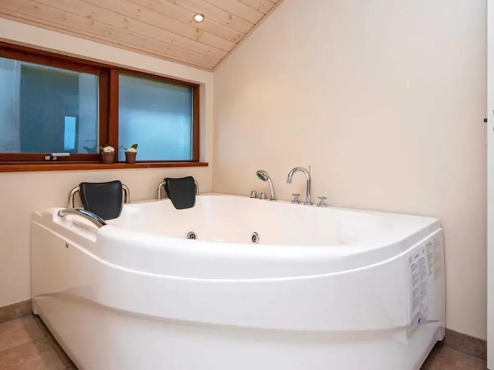 6 Person Holiday Home in Tarm-by Traum