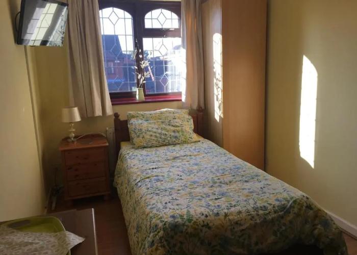 The Cedars House B&B