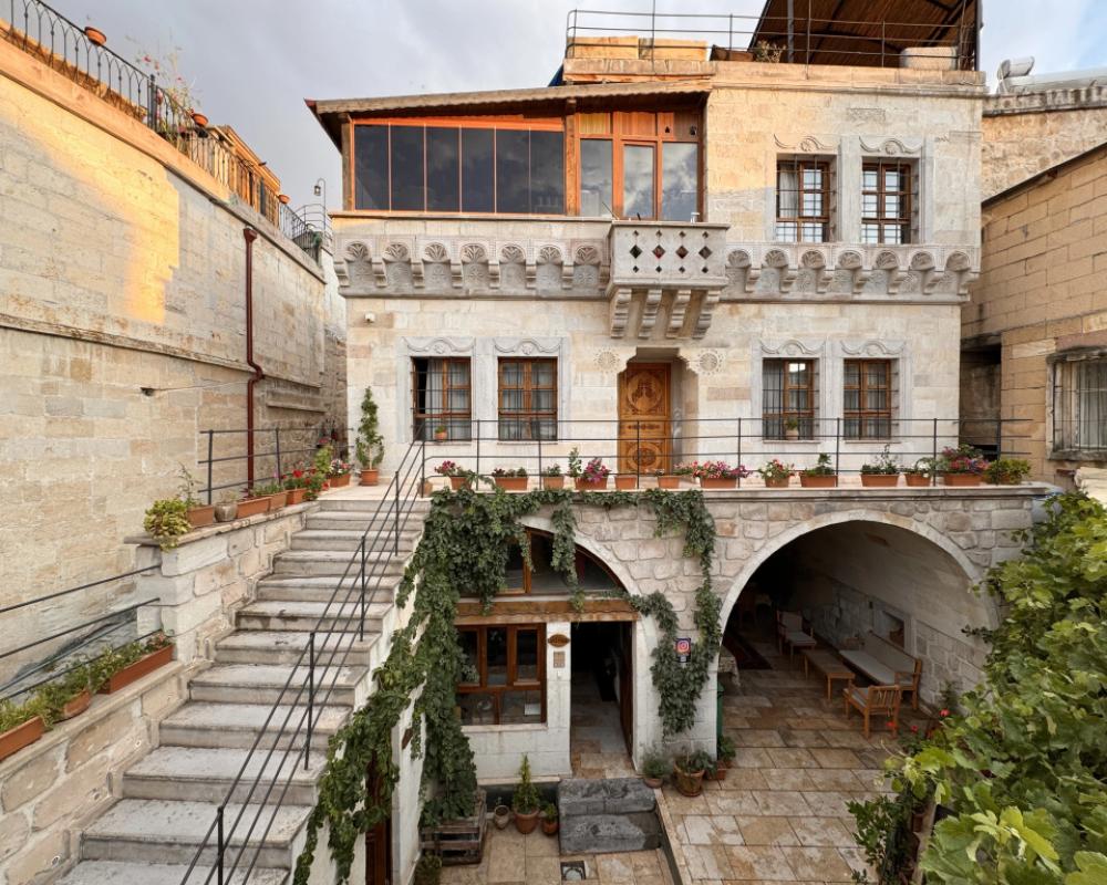 Boutique hotel Kaya Konak Cave