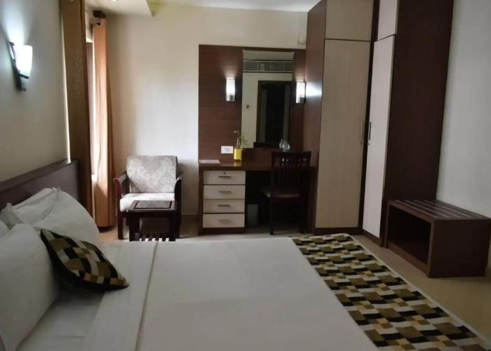 Hotel South Regency