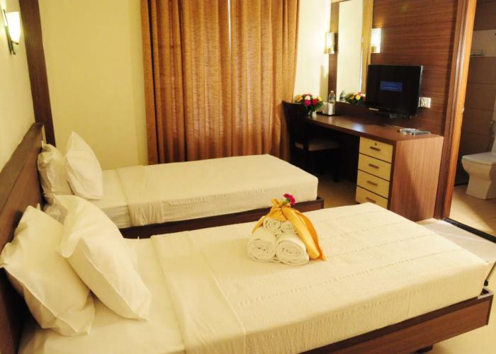 Hotel South Regency