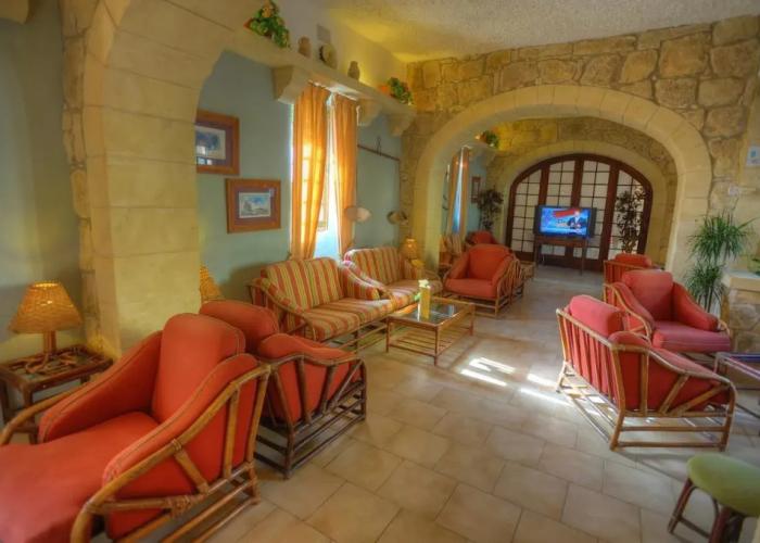 Cornucopia Hotel