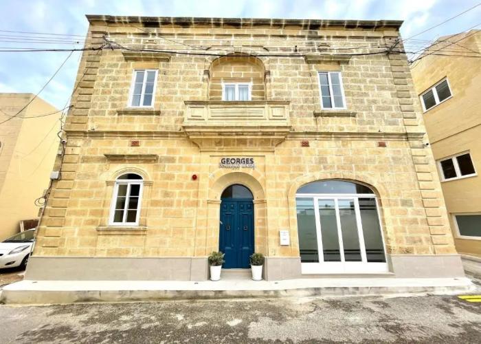 Georges Boutique Living